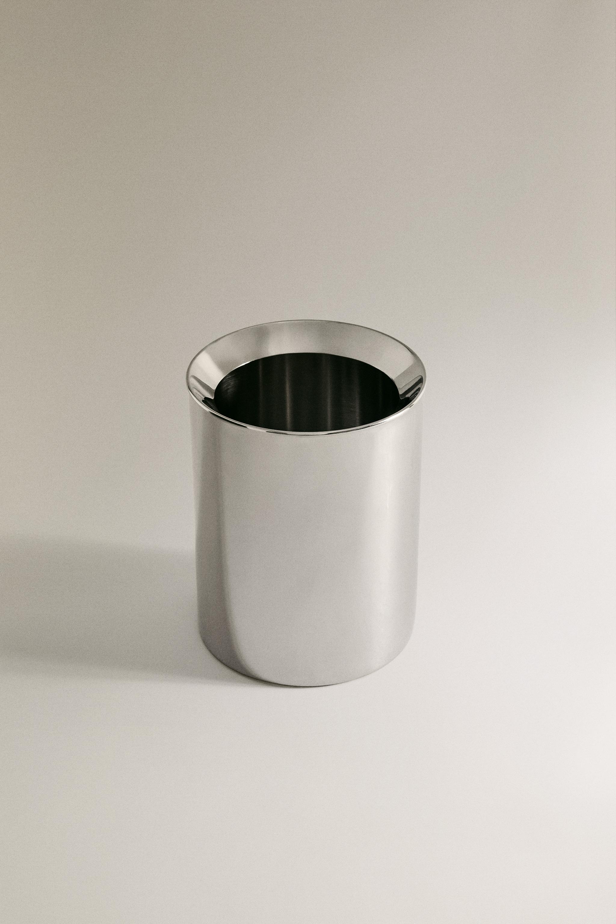 SHINY METAL BATHROOM BIN